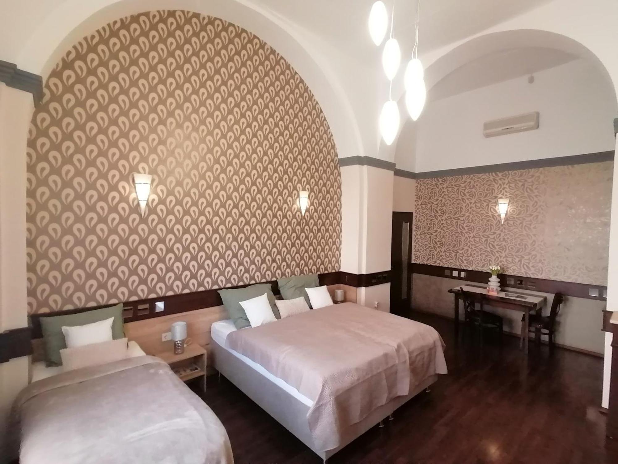 Mohacs Korona Apartman 외부 사진